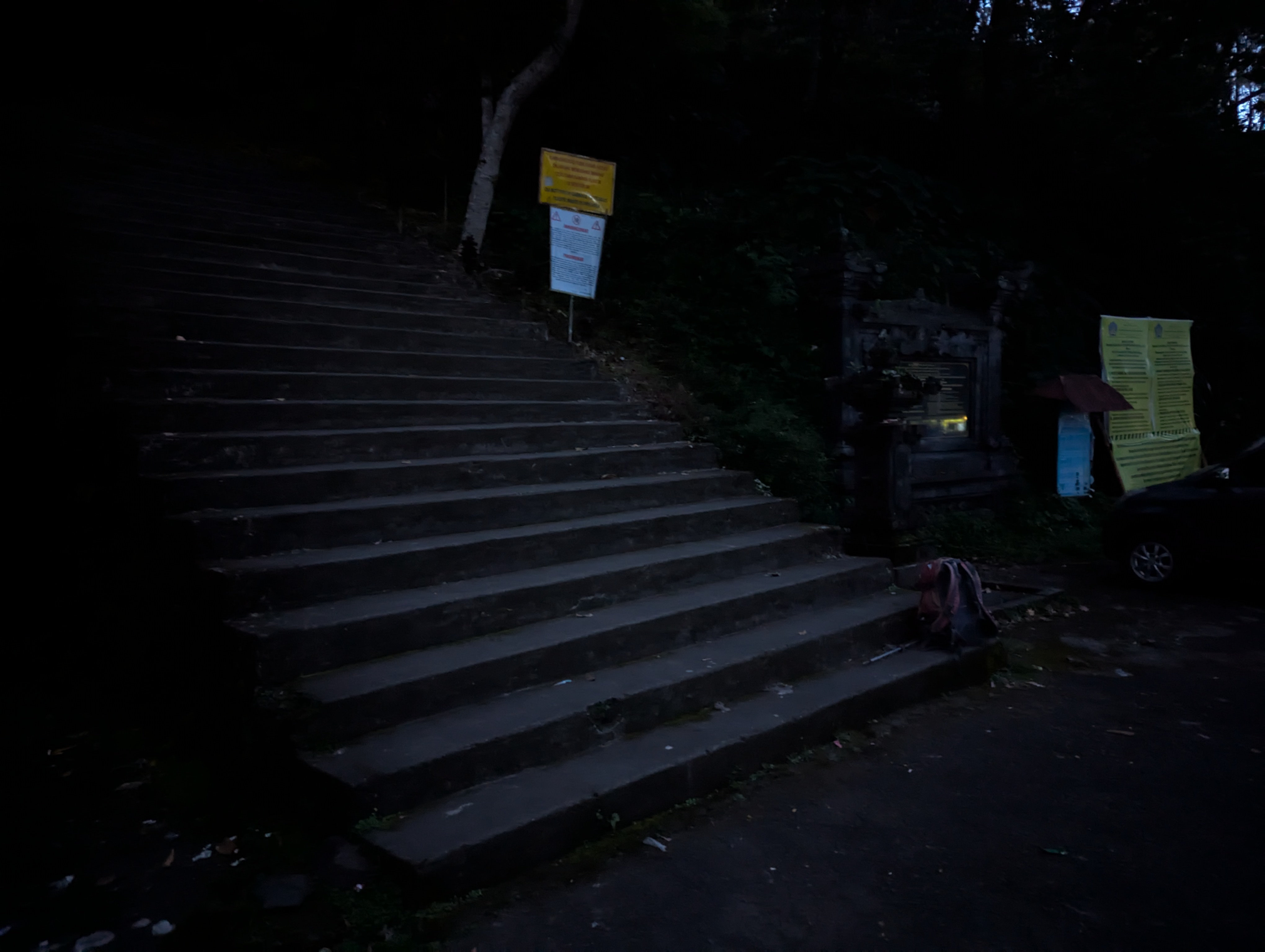 Steps leading to Pura Pasar Agung